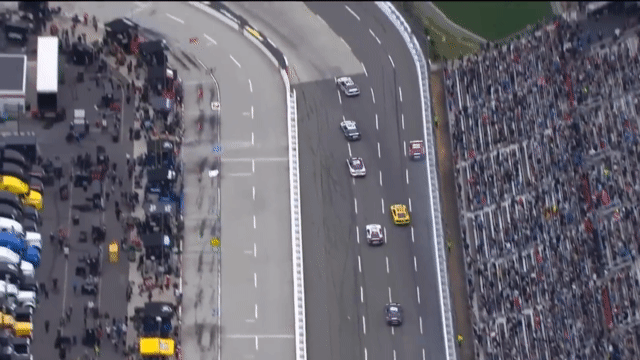 Ross Chastain passes Denny Hamlin for the final spot in NASCAR Championship 4